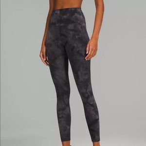 NWOT! Lululemon Align high rise legging 25”